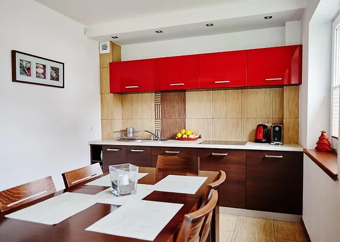 アパート Bukowa 6